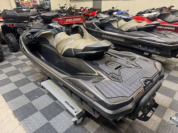 Sea Doo Gtx Ltd 300 -22 inkl Trailer  " Sommar Rea " 2 of 4