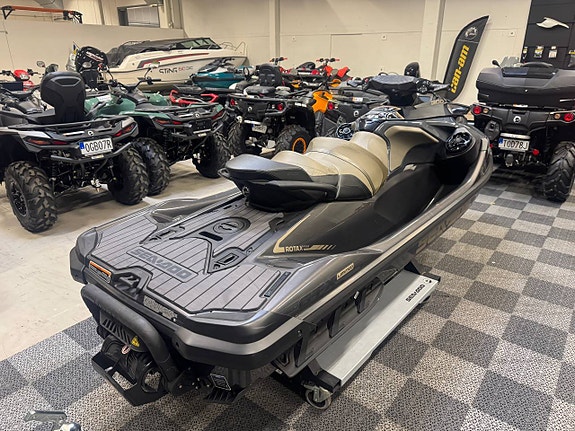 Sea Doo Gtx Ltd 300 -22 inkl Trailer  " Sommar Rea " 3 of 4