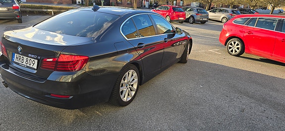 BMW 520d 3 of 5