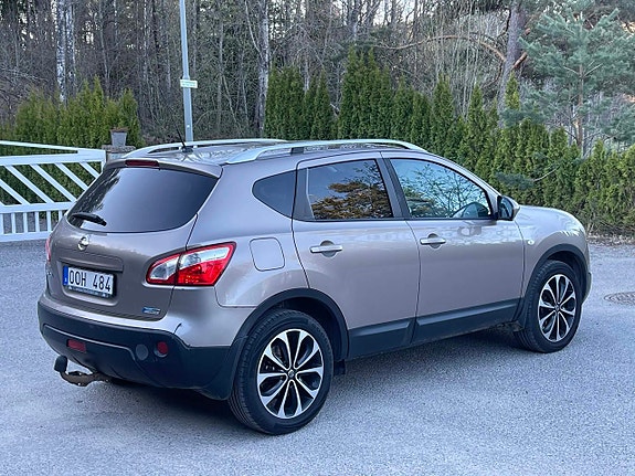 Nissan Qashqai 3 of 5