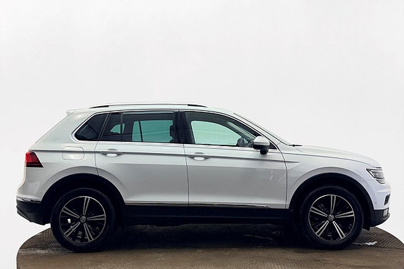 Volkswagen Tiguan 5 of 5