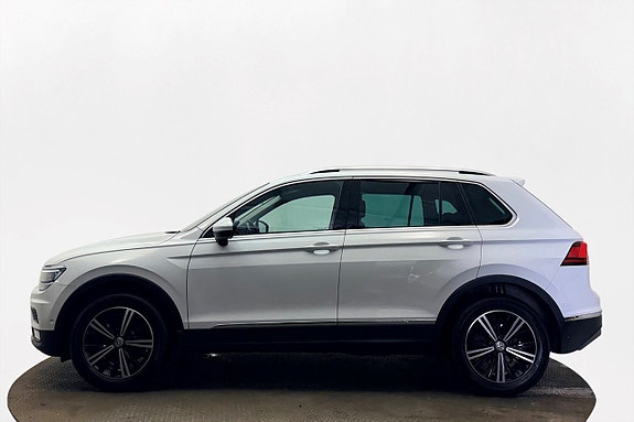 Volkswagen Tiguan 10 of 30