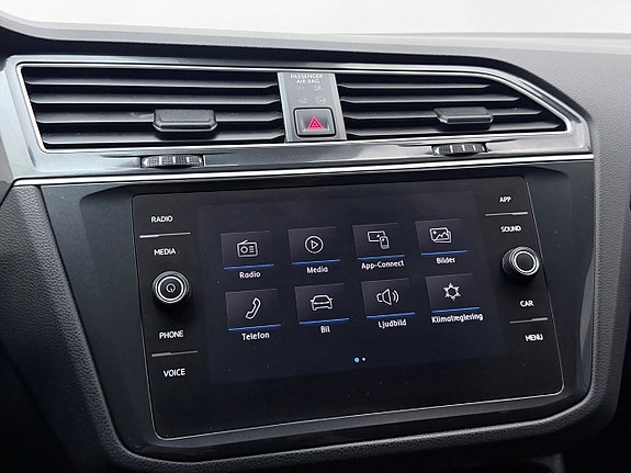 Volkswagen Tiguan 27 of 30