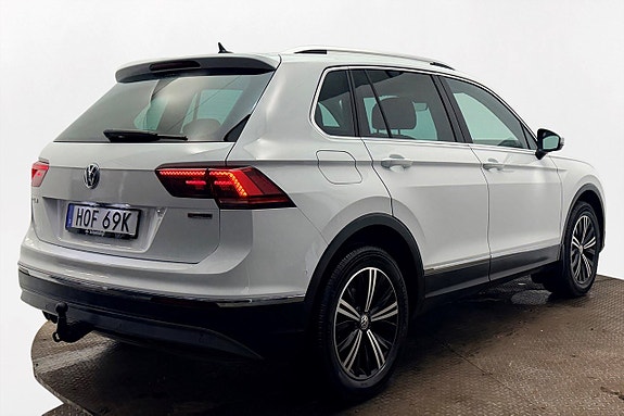 Volkswagen Tiguan 6 of 30
