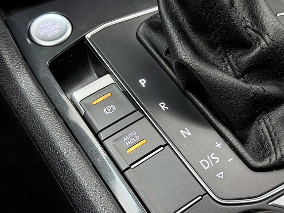 Volkswagen Tiguan 30 of 30