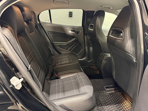 Mercedes-Benz GLA220 d 12 of 20