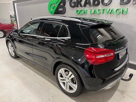 Mercedes-Benz GLA220 d 3 of 20