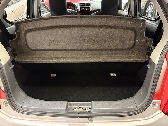 Suzuki Alto 21 of 21