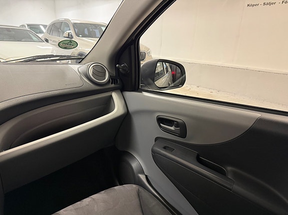 Suzuki Alto 19 of 21