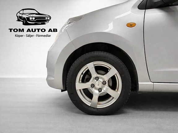 Suzuki Alto 3 of 5
