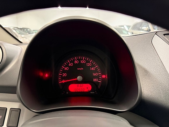 Suzuki Alto 14 of 21