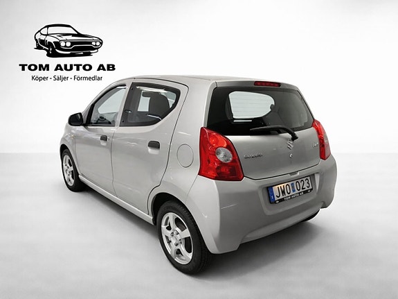 Suzuki Alto 4 of 5