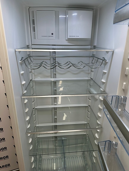 Product image 16 of 31