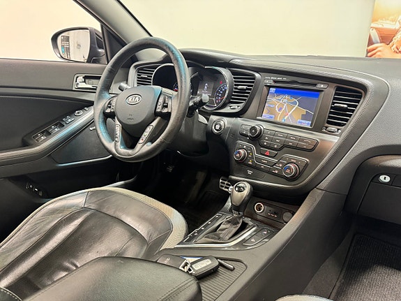 Kia Optima 2 of 5