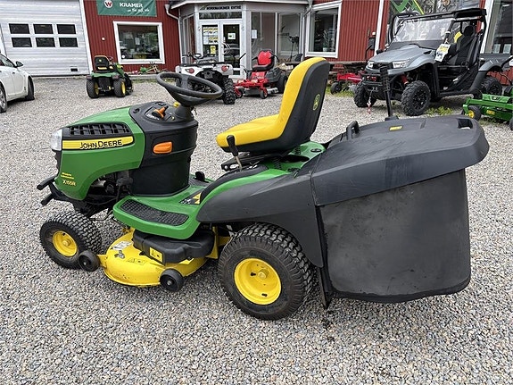 John Deere X155R med Uppsamlare