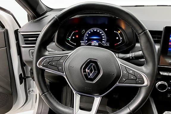 Renault Clio 7 of 9