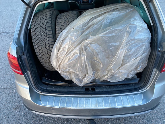 Volkswagen Passat Alltrack 10 of 12