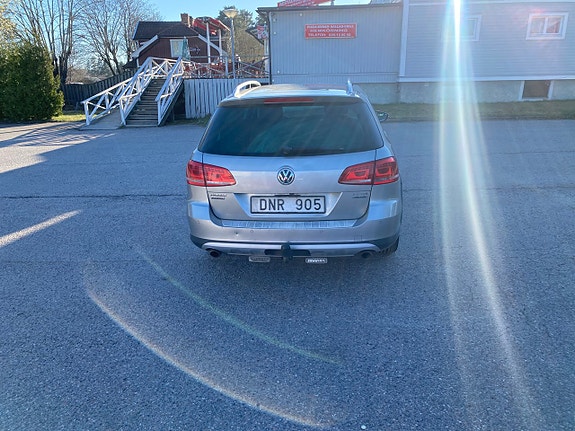Volkswagen Passat Alltrack 5 of 5