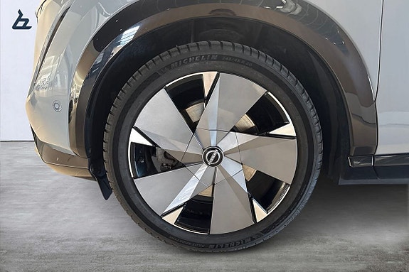 Nissan Ariya 17 of 17