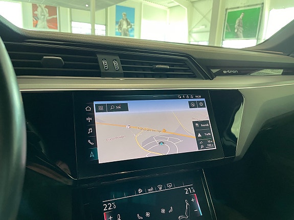 Audi e-tron 17 of 19
