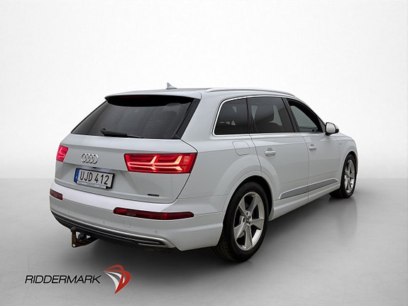 Audi Q7 8 of 30