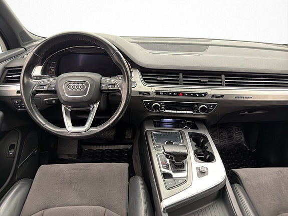 Audi Q7 14 of 30