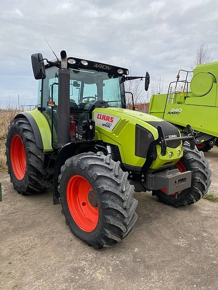 CLAAS Arion 430