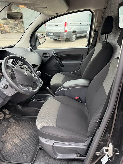 Renault Kangoo Express 11 of 14