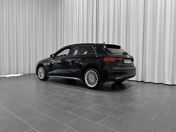 Audi A3 3 of 5