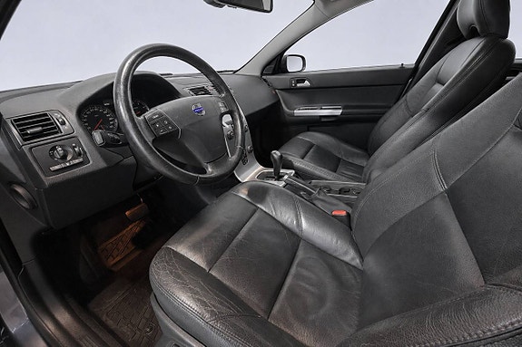Volvo S40 8 of 21