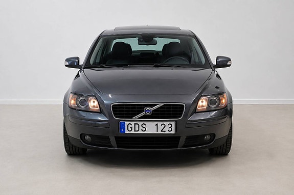 Volvo S40 3 of 21