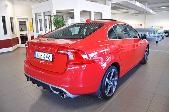 Volvo S60 5 of 5