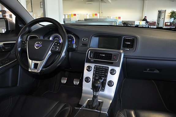 Volvo S60 8 of 14