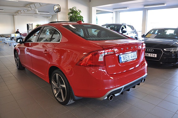 Volvo S60 7 of 14