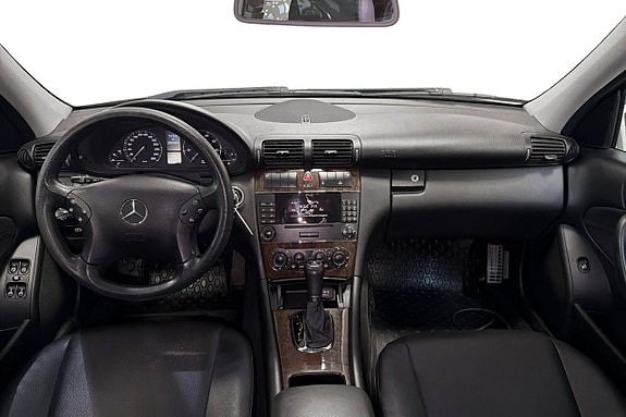 Mercedes-Benz C180 5 of 5