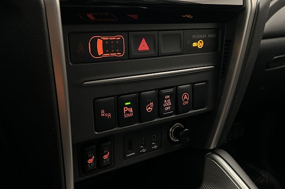 Mitsubishi L200 30 of 30