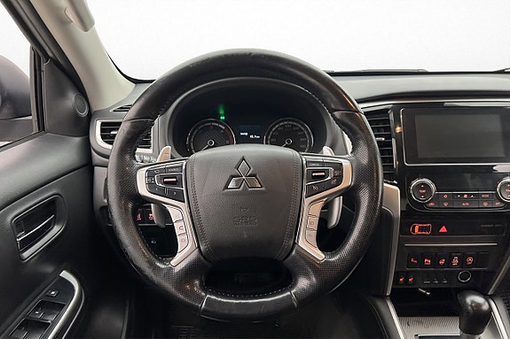 Mitsubishi L200 18 of 30