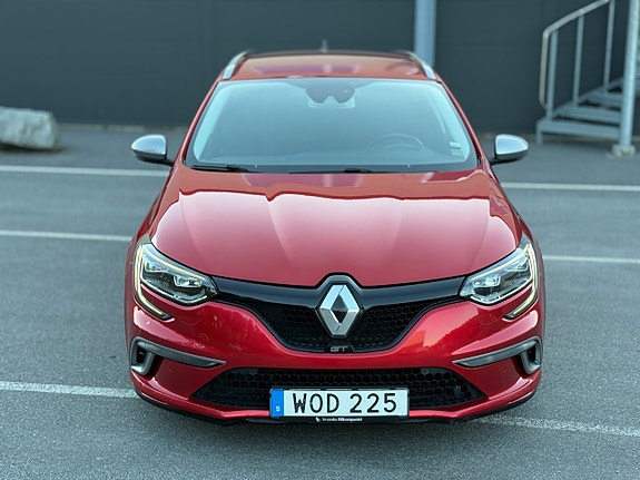 Renault Megane 21 of 30