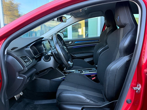 Renault Megane 23 of 30