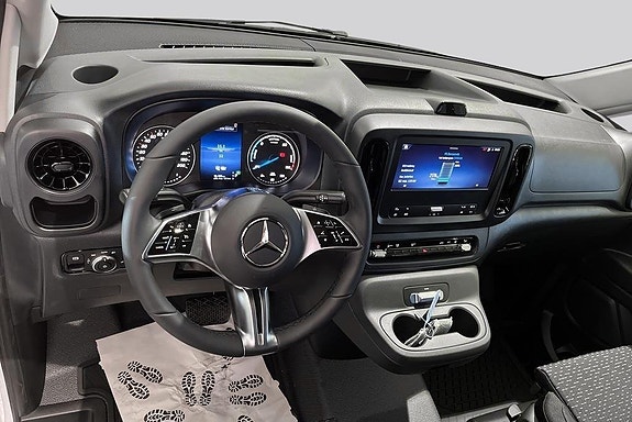 Mercedes-Benz eVito 119 7 of 14
