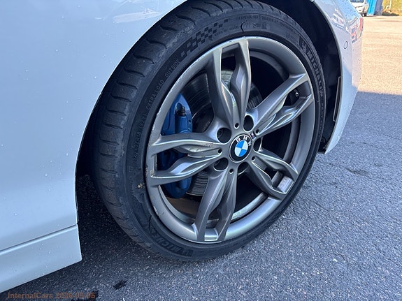 BMW M235i 30 of 30