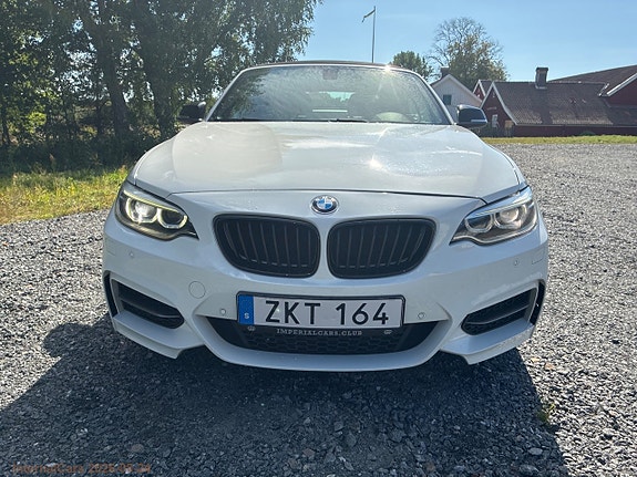 BMW M235i 10 of 30