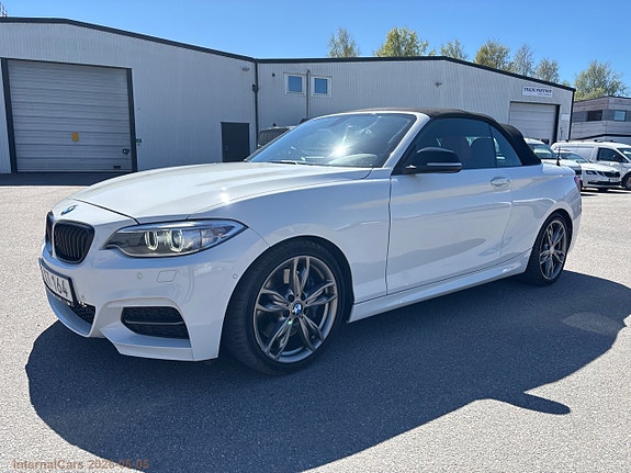BMW M235i 8 of 30