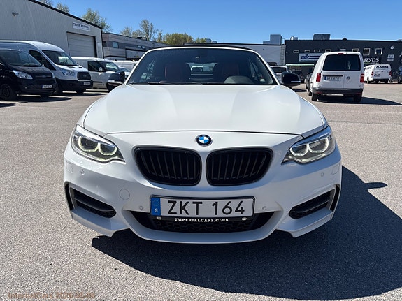 BMW M235i 9 of 30