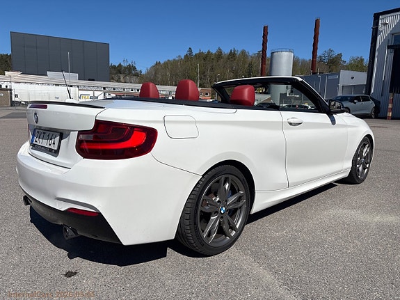 BMW M235i 5 of 5