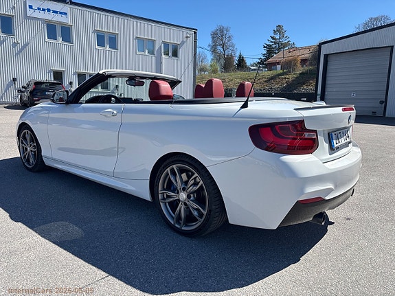 BMW M235i 7 of 30