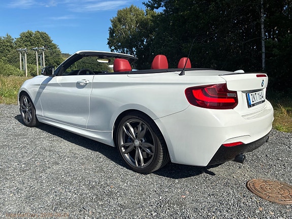 BMW M235i 7 of 30
