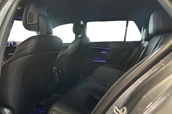 Mercedes-Benz C300 e 11 of 26