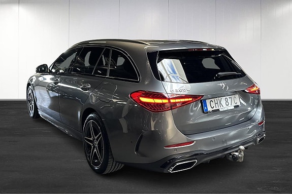 Mercedes-Benz C300 3 of 5