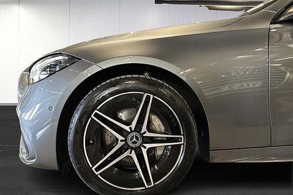 Mercedes-Benz C300 e 6 of 26